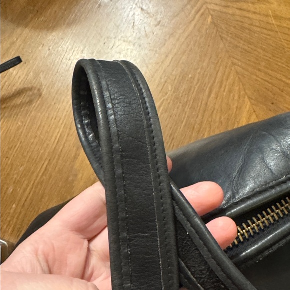 Vintage COACH 9953 Helen Berg's Legacy Black Leather Bucket Bag Brass Hardware - Picture 12 of 16